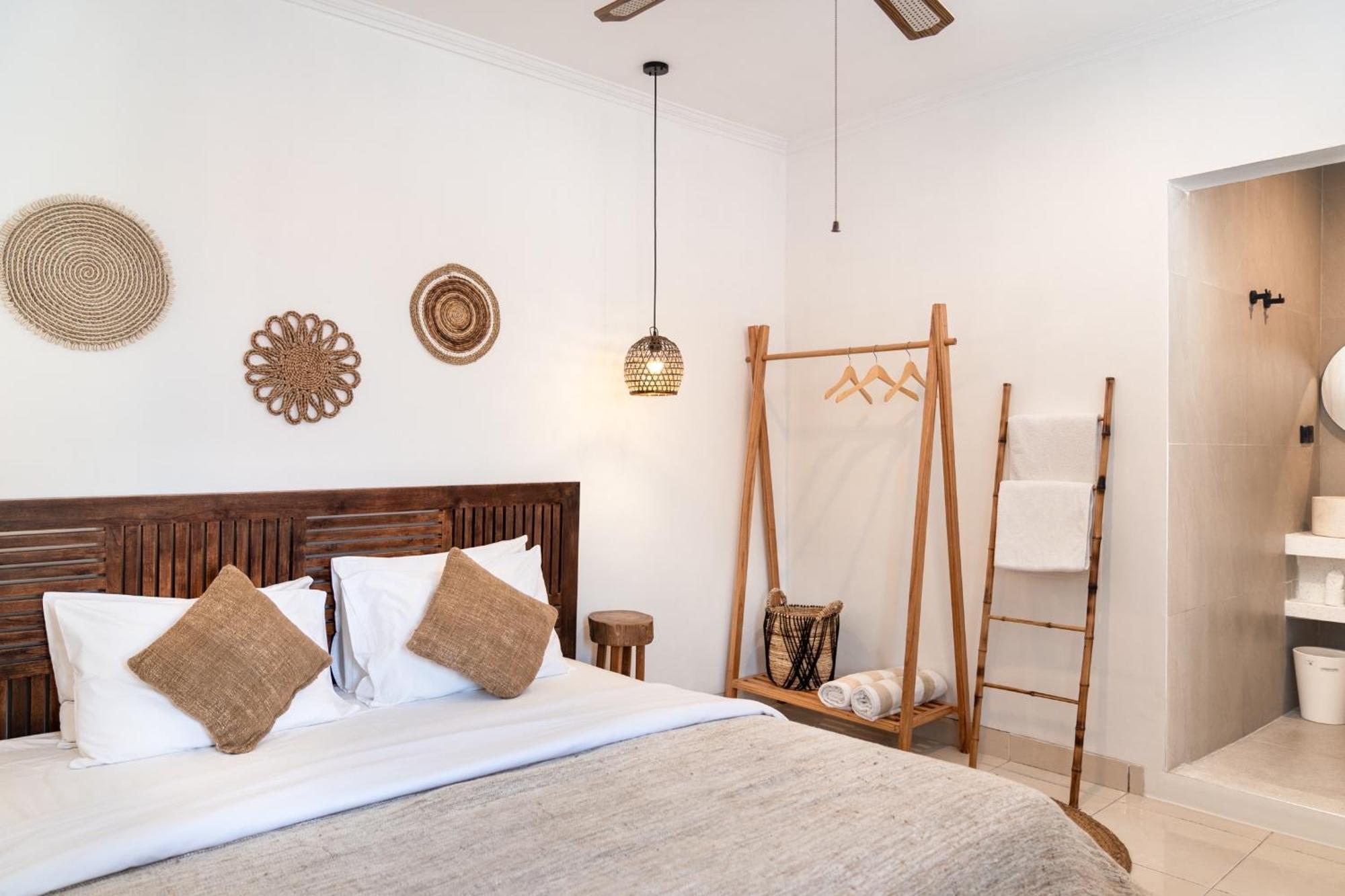 Casa De Lupe 5 Bedroom Villa In Kerobokan Seminyak Eksteriør billede